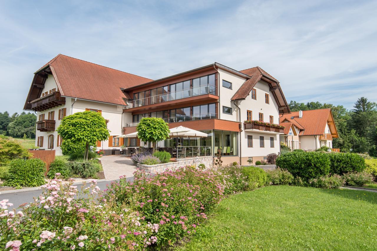 Hotel-Restaurant Gruber Poellau Extérieur photo